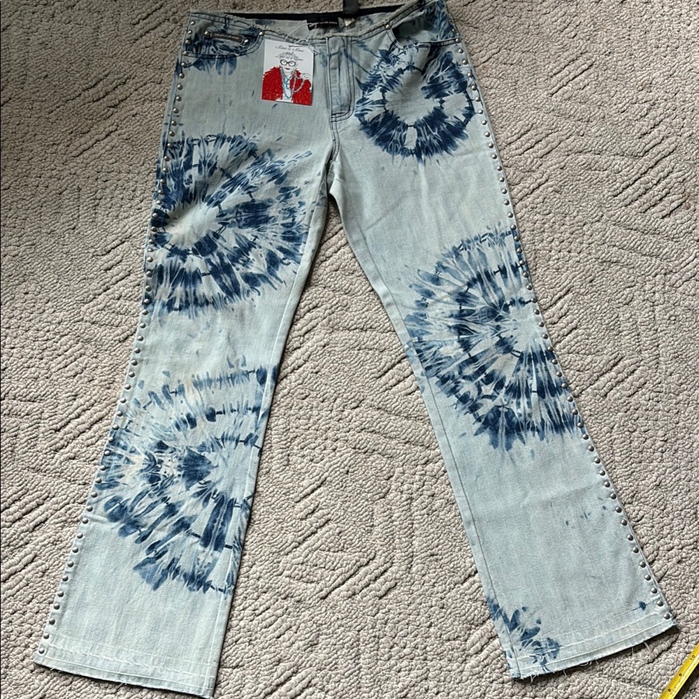 Women’s Jeans Apfel herself wore these!